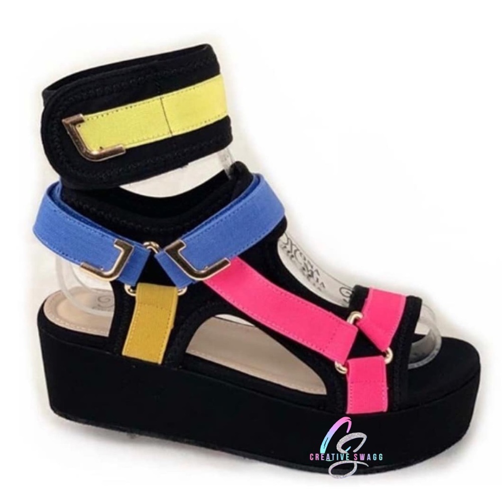 Platform sandals - Picture 3 of 3